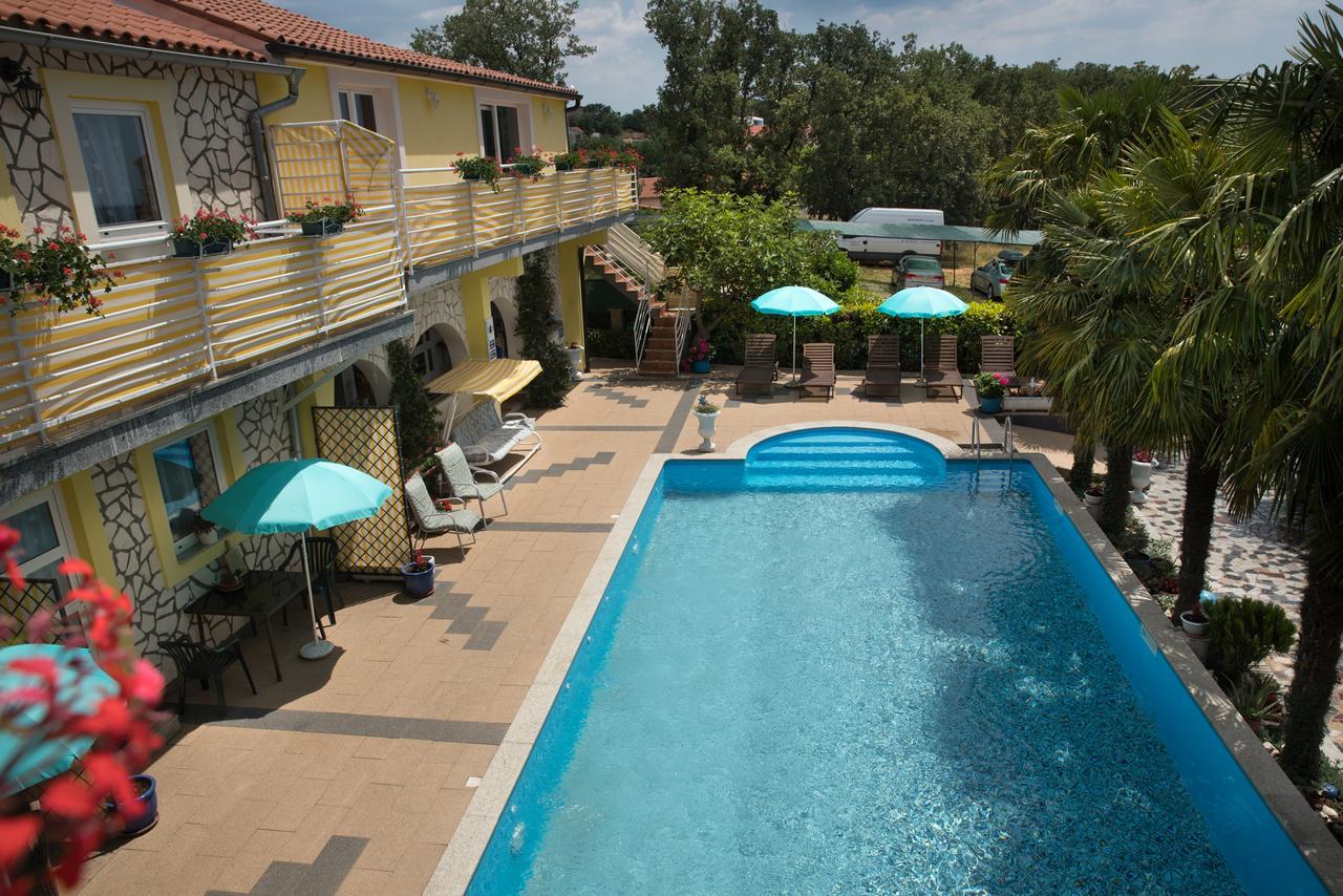 Apartments Paradis Rovinj Ngoại thất bức ảnh